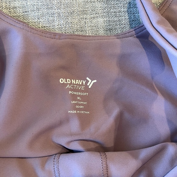 NWT Old Navy powersoft exercise top - Picture 2 of 4